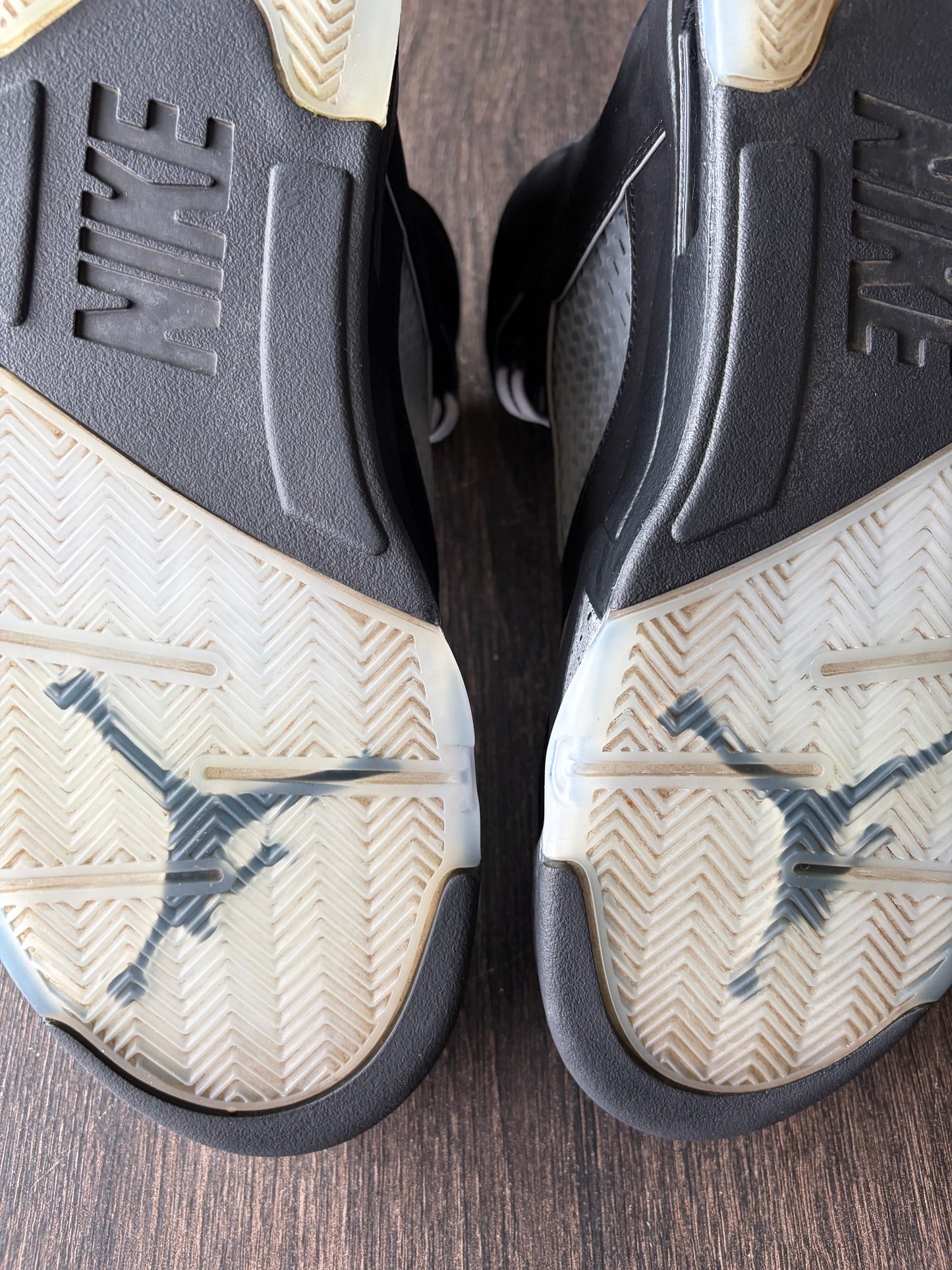 Jordan 5 Retro OG Black Metallic Reimagined (US 10.5)