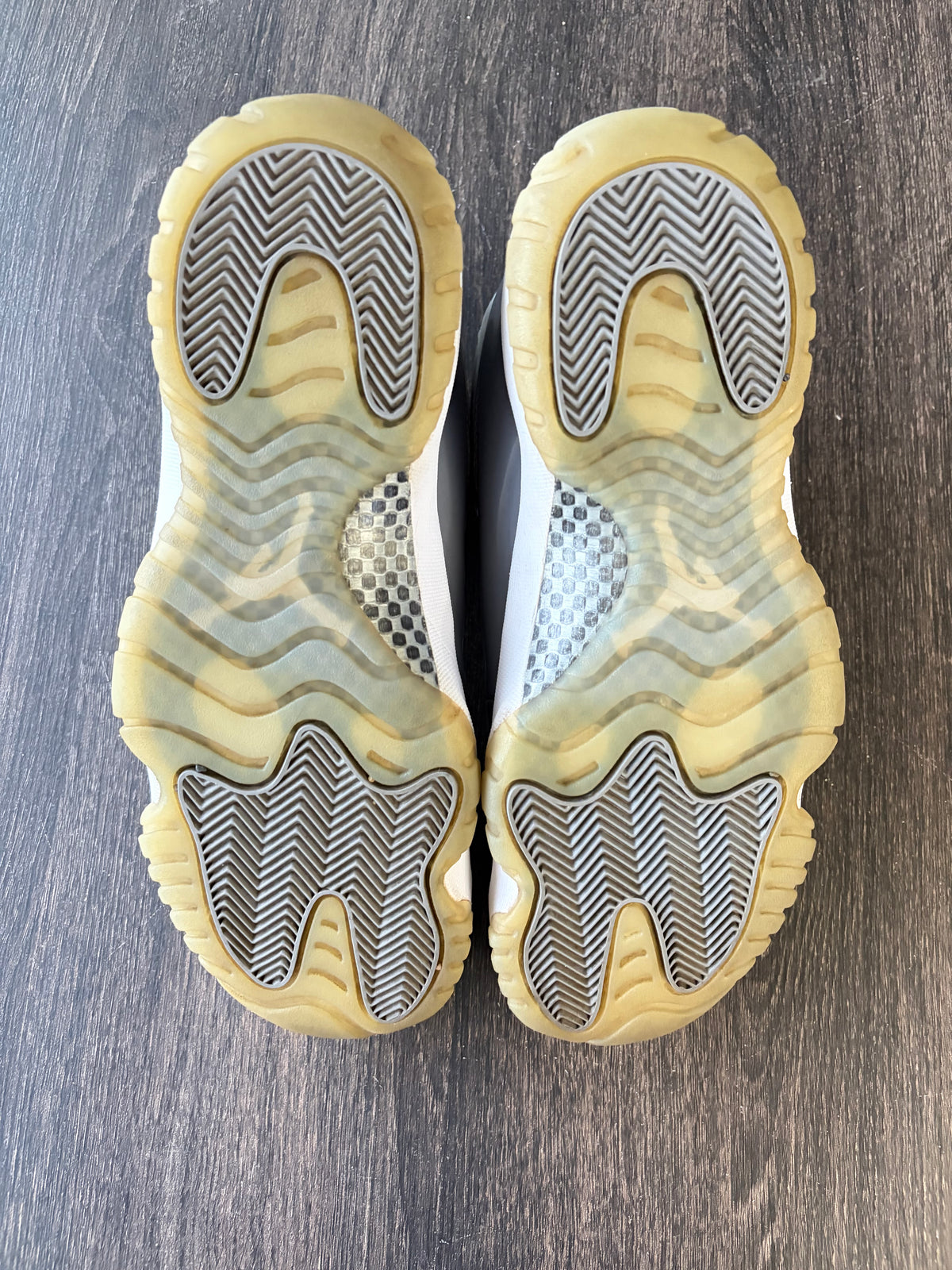 Jordan 11 Retro Cool Grey (2021) (US 10.5) - USED