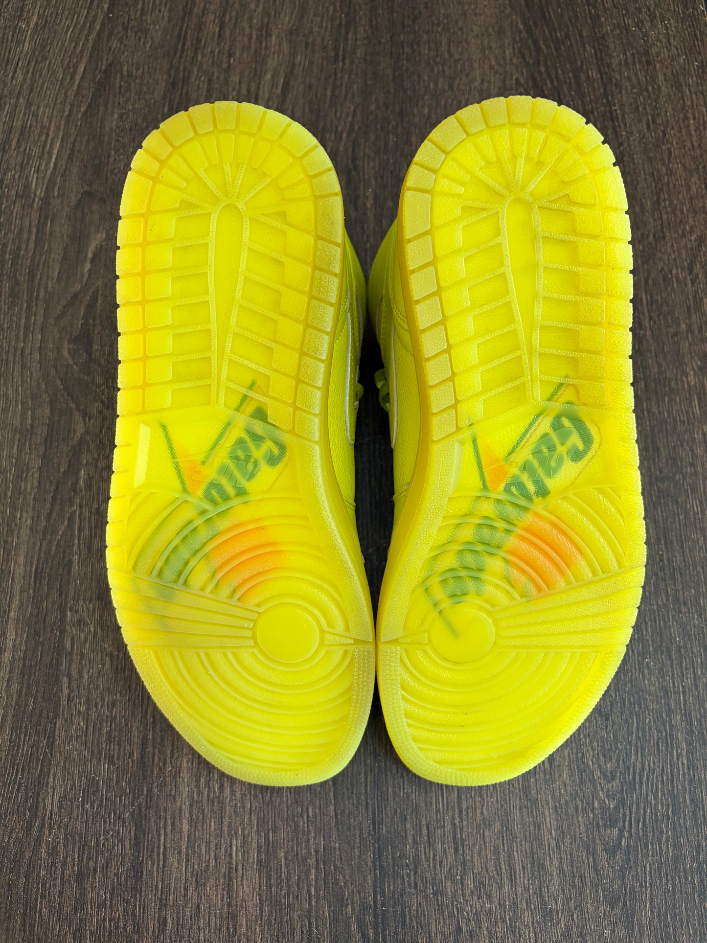 Jordan 1 Retro High Gatorade Cyber (US 10.5) - USED