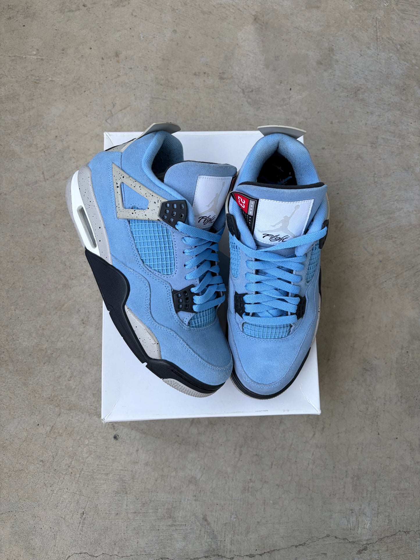 Jordan 4 Retro University Blue (Men's) (US 8)