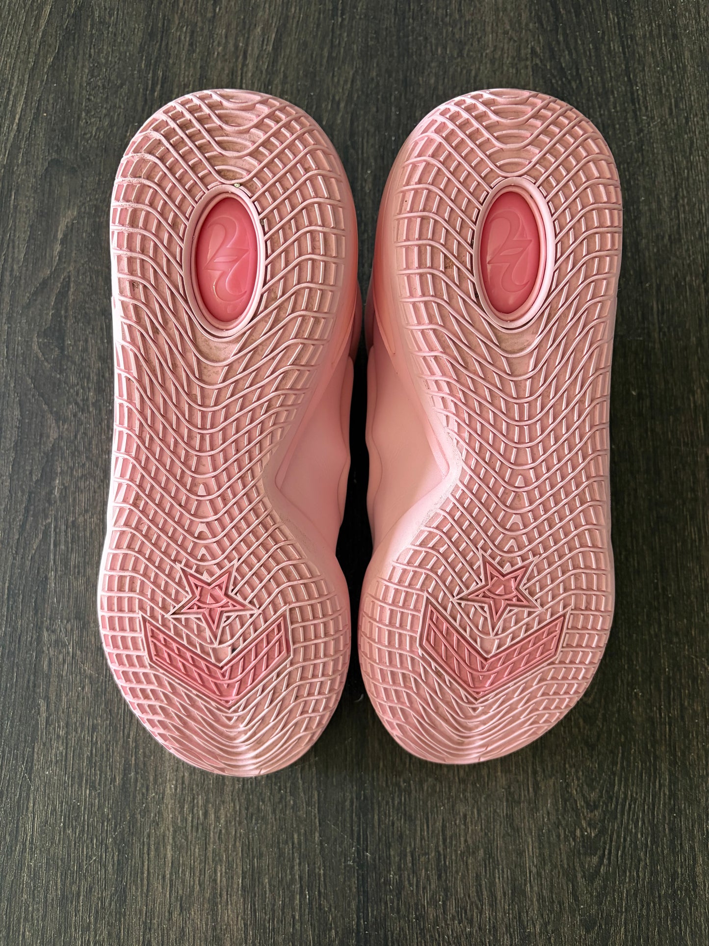 Converse SHAI 001 Blush (US 9.5) - USED