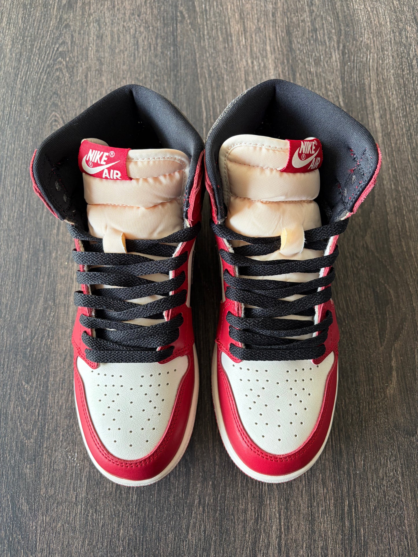 Jordan 1 Retro High OG Chicago Lost and Found (Grade school) (US 7Y) - No Box