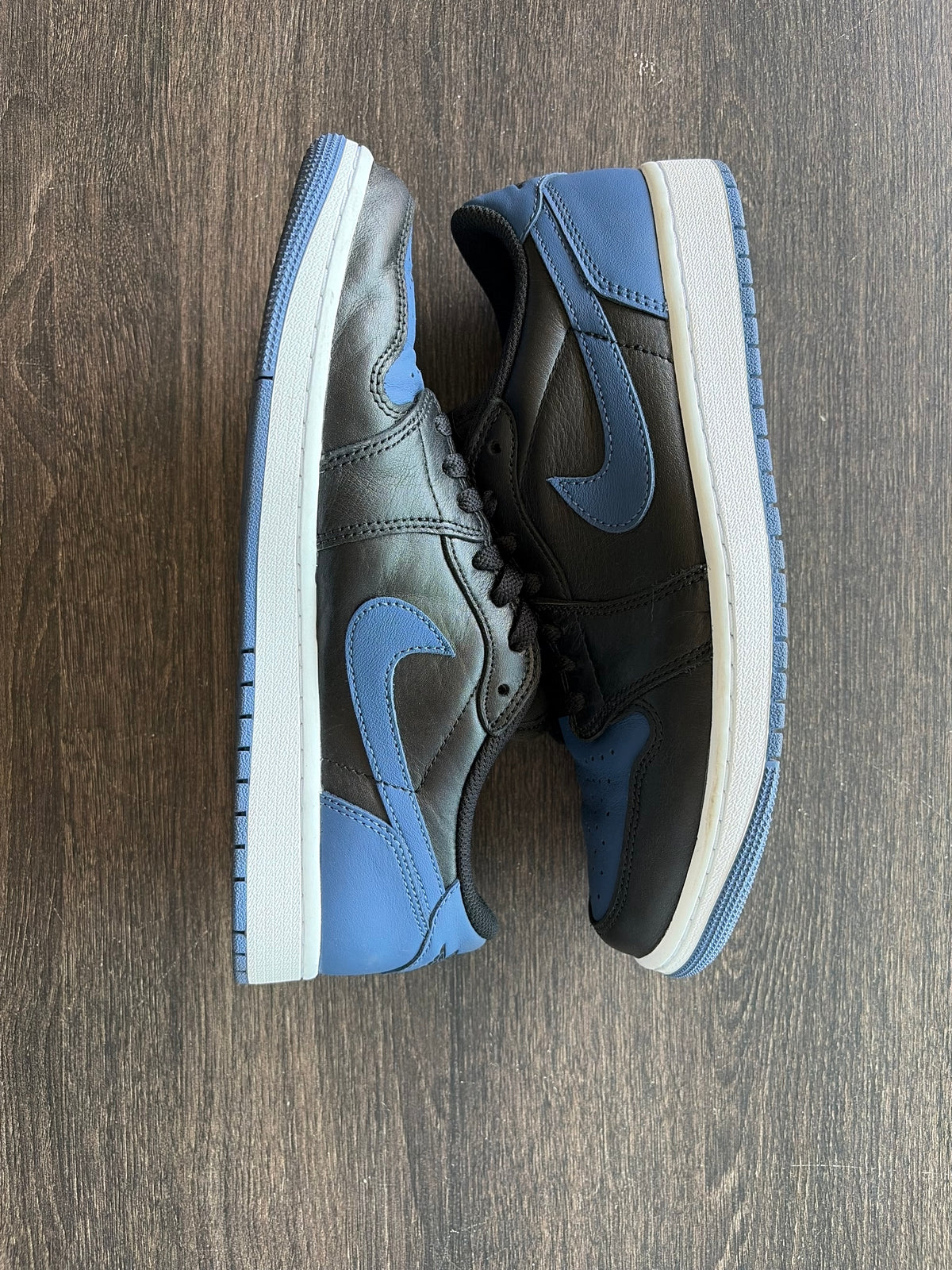 Jordan 1 Retro Low OG Mystic Navy (US 10) - USED
