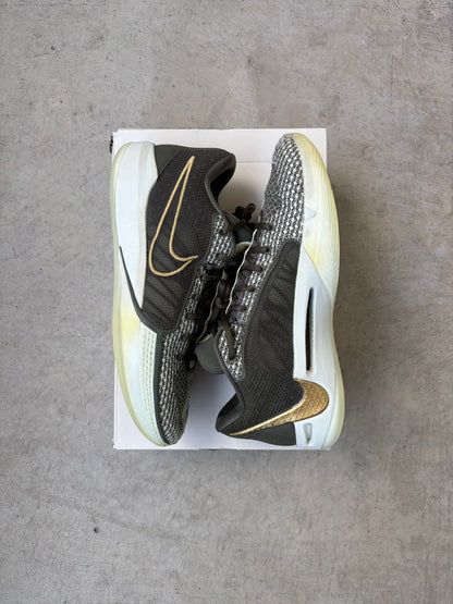 Nike Sabrina 1 Dedication (Women's) (US 11.5W)