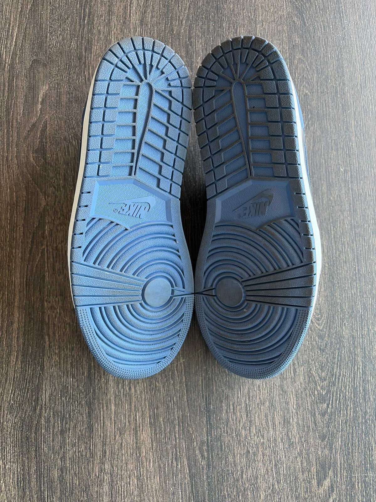 Jordan 1 Retro Low OG Mystic Navy (US 10) - USED