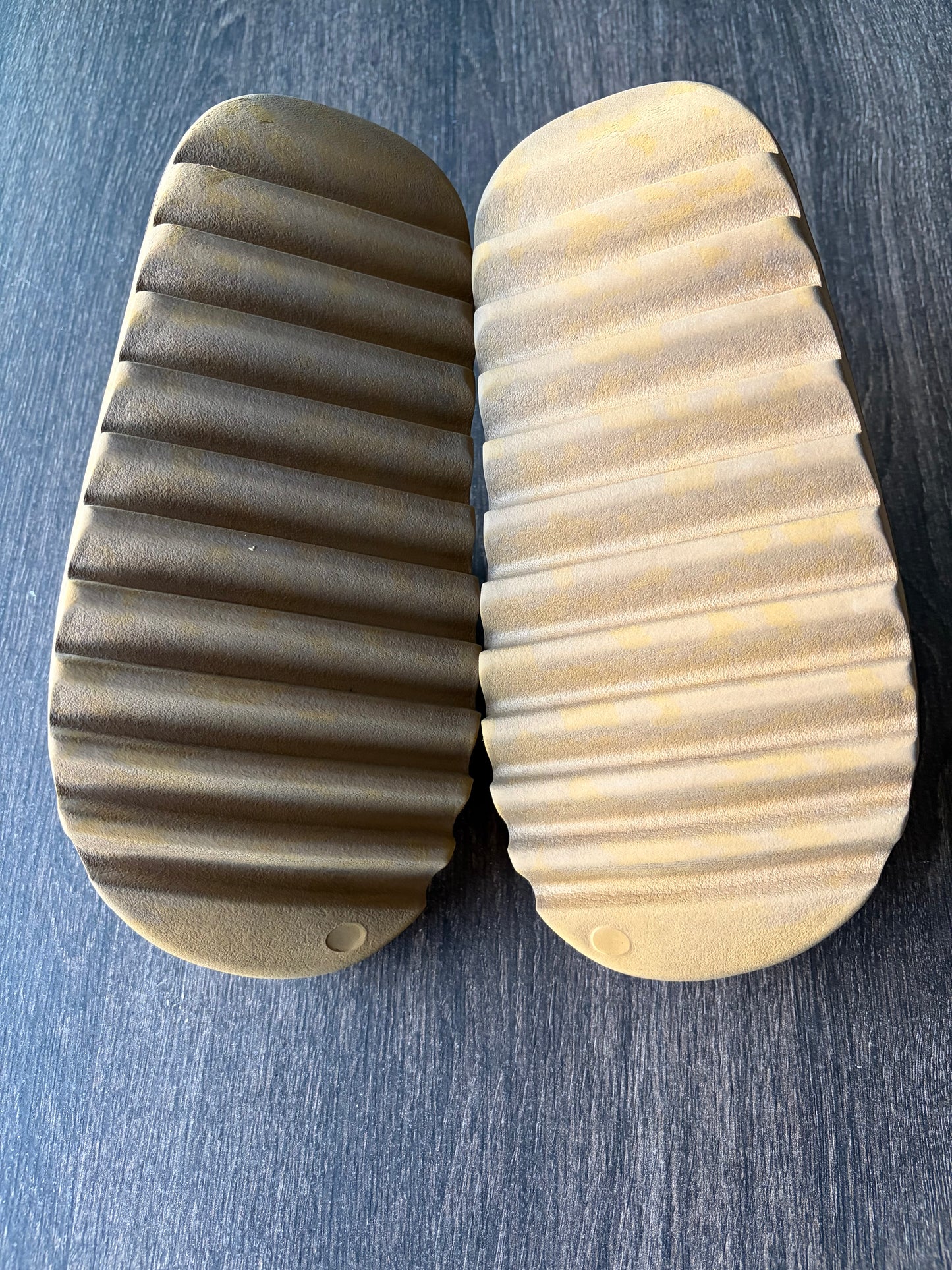 Adidas Yeezy Slide Ochre (US 9)