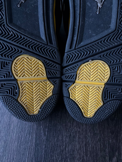 Jordan 4 Retro Thunder (2023) (US 10.5) - USED
