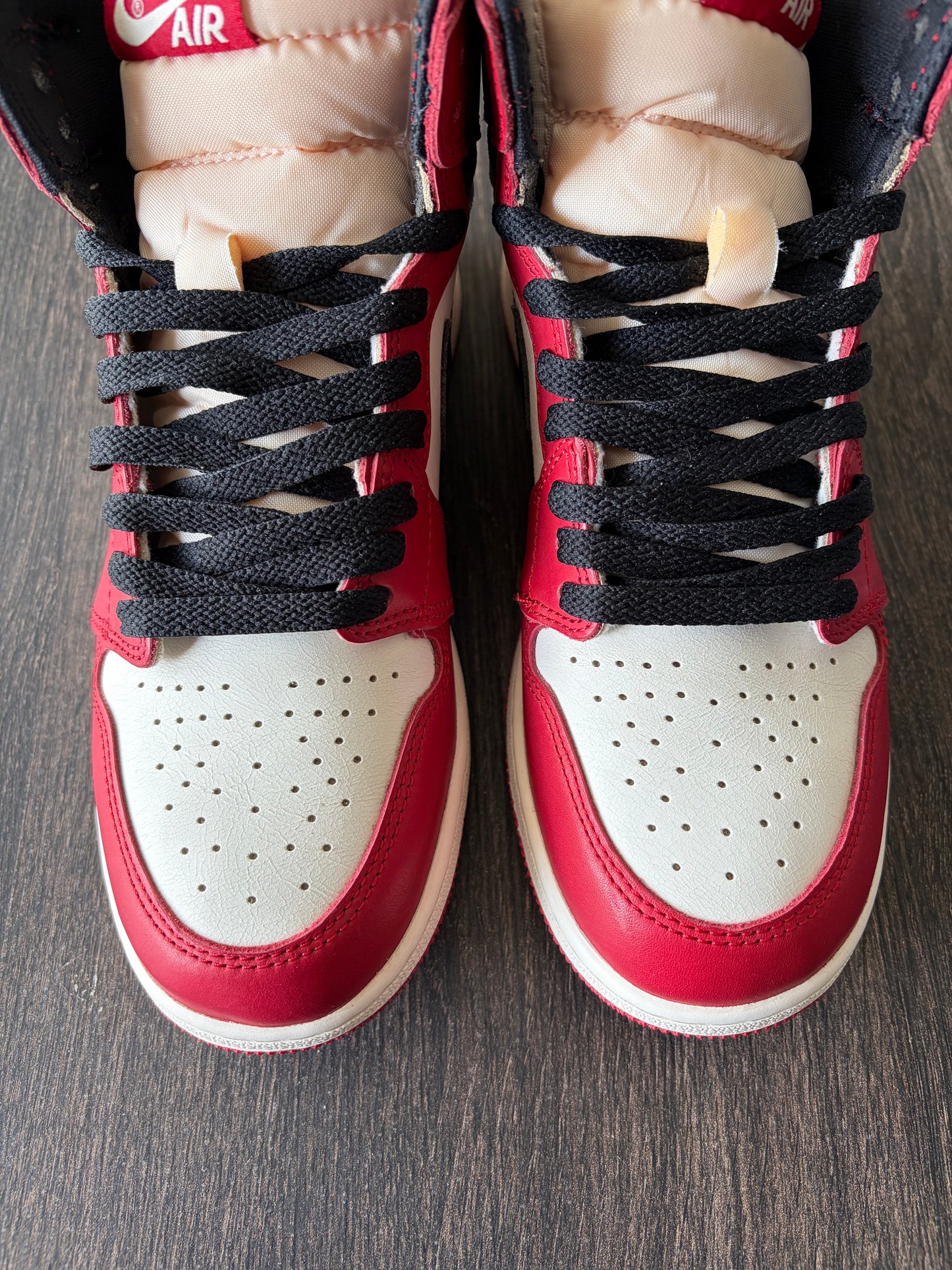 Jordan 1 Retro High OG Chicago Lost and Found (Grade school) (US 7Y) - No Box