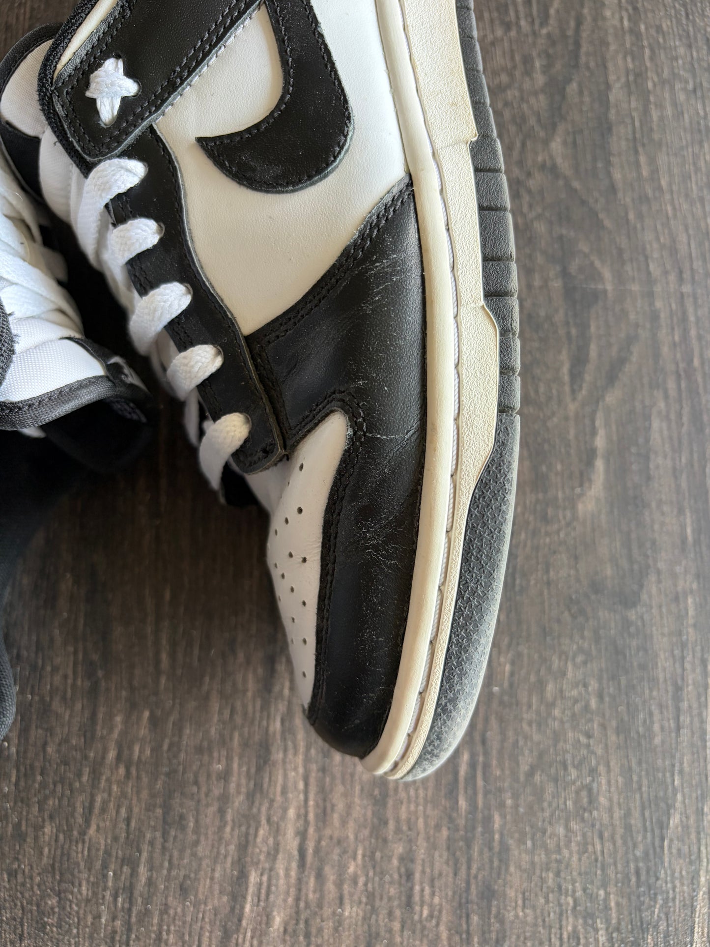 Nike Dunk Low Retro White Black Panda (US 8)