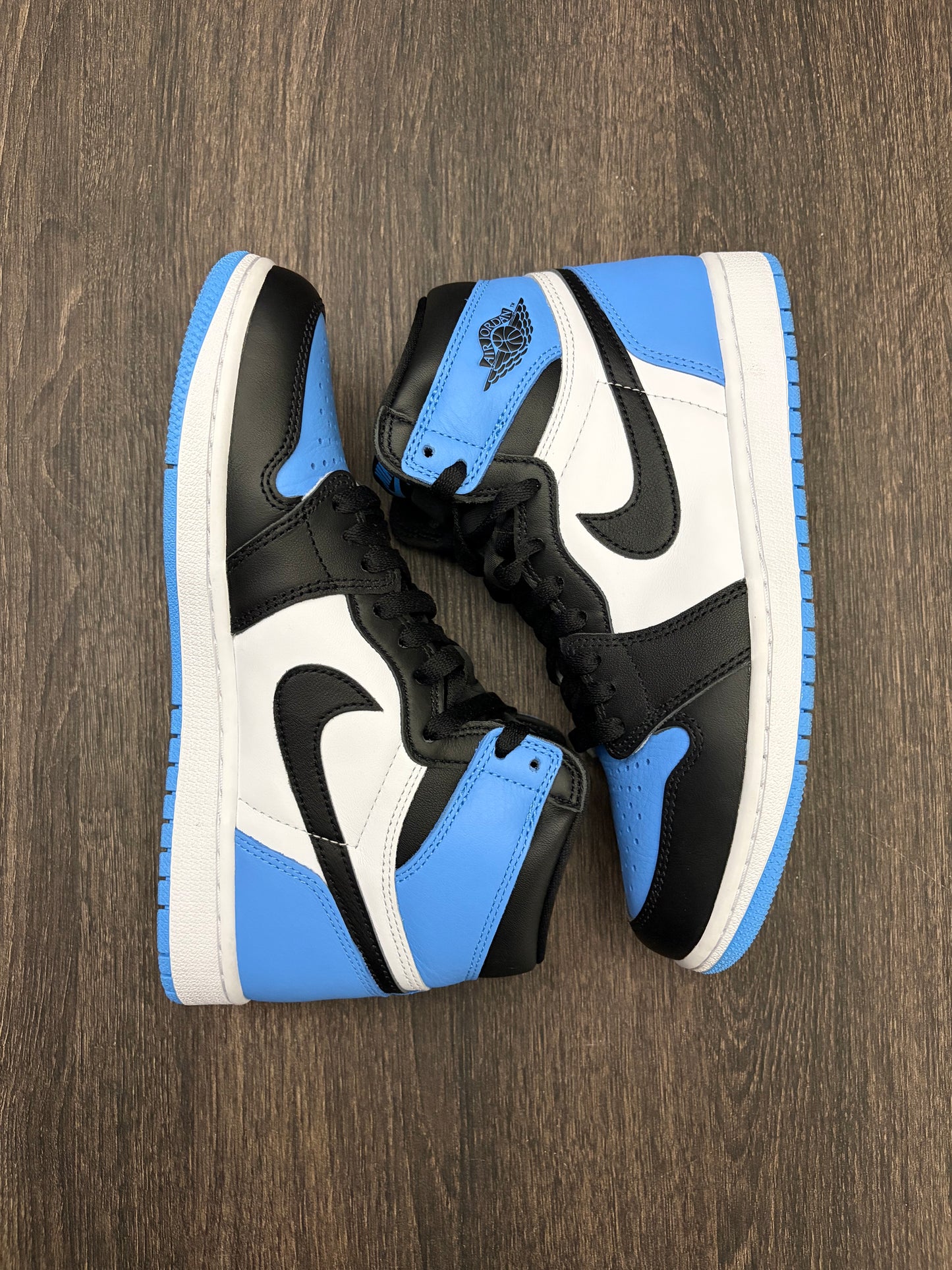 Jordan 1 Retro High OG UNC Toe (US 8)