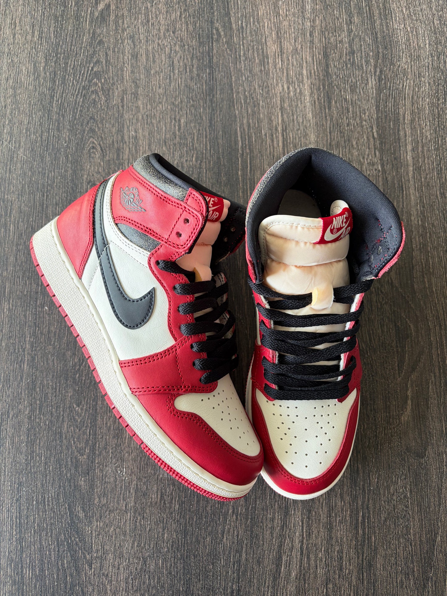 Jordan 1 Retro High OG Chicago Lost and Found (Grade school) (US 7Y) - No Box