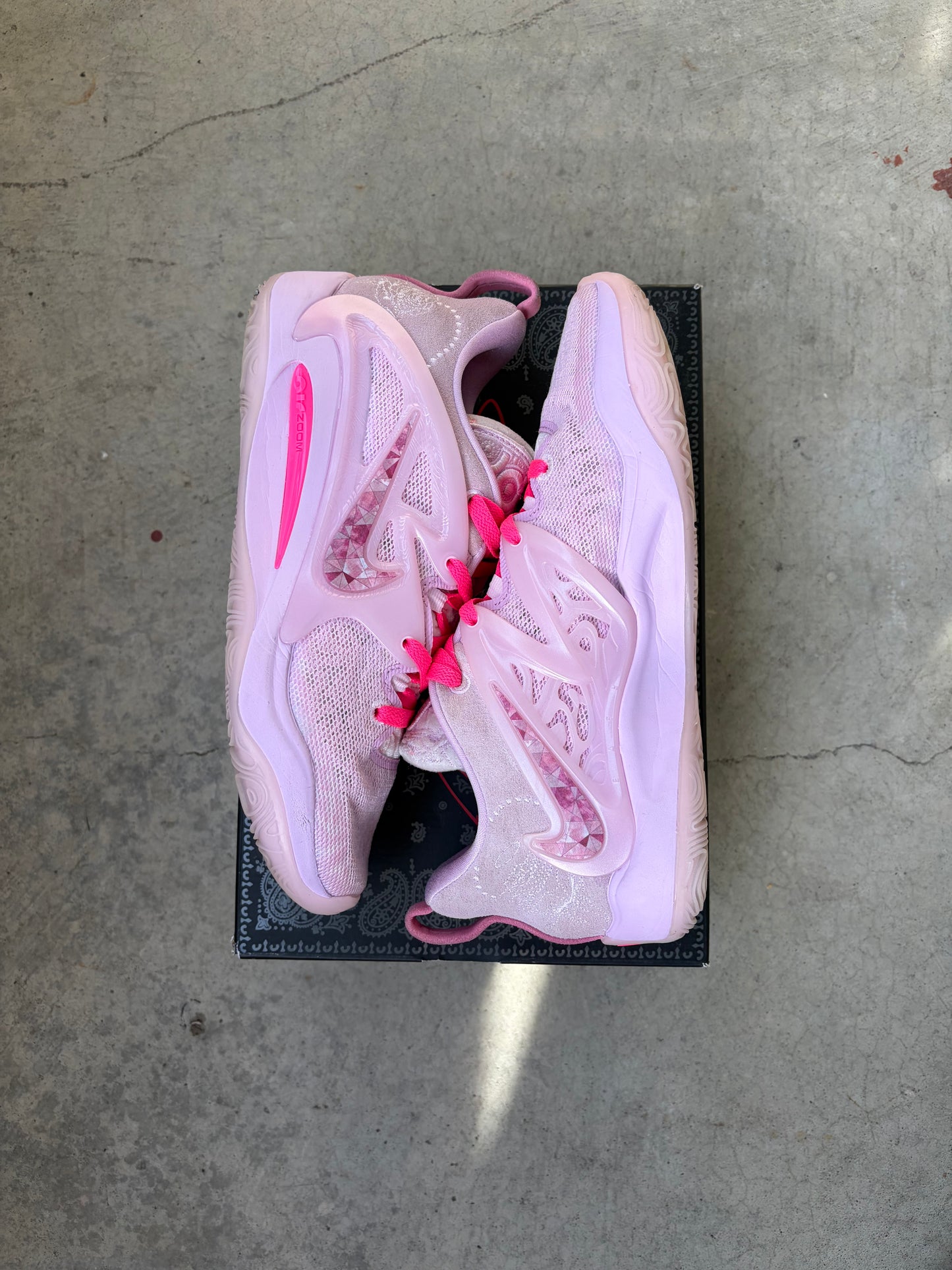 Nike KD 15 Aunt Pearl (Men's) (US 9)