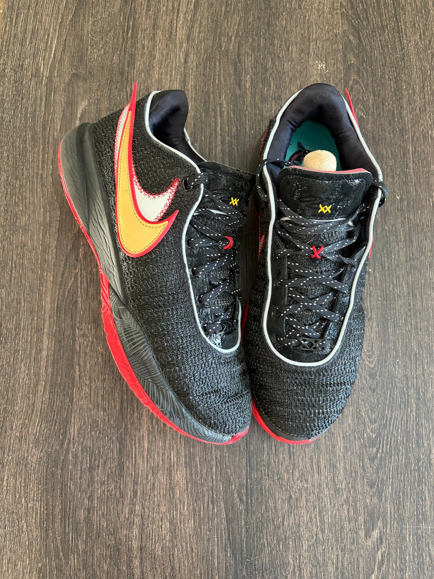 Nike LeBron 20 Miami Heat (US 10.5) - USED