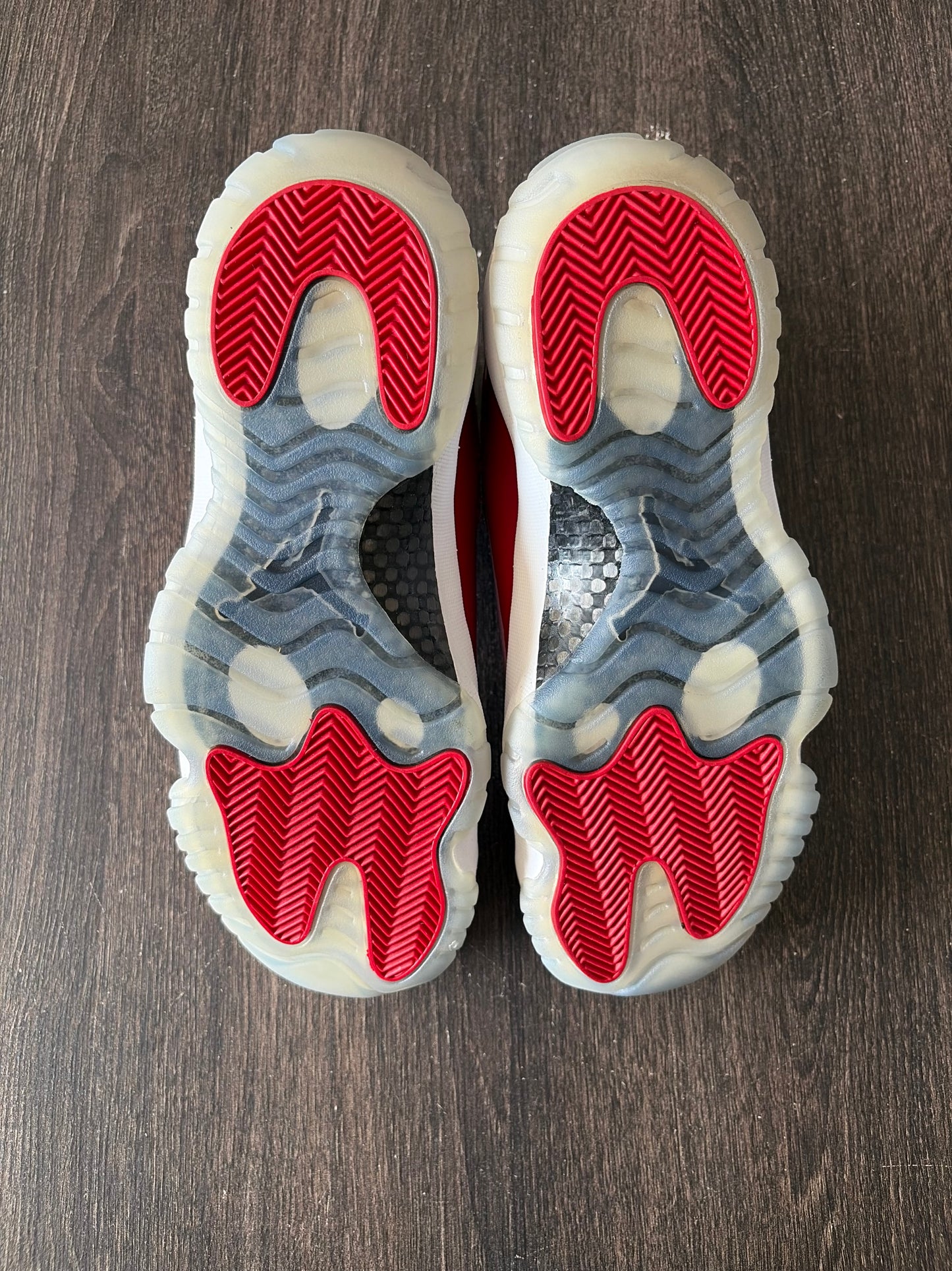 Jordan 11 Retro Win Like 96 (US 9) - USED