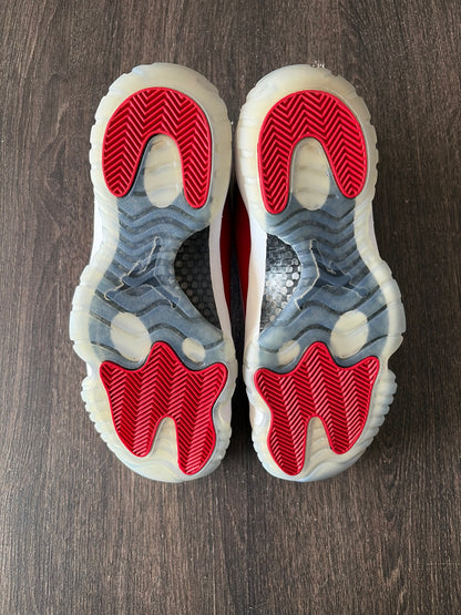 Jordan 11 Retro Win Like 96 (US 9) - USED