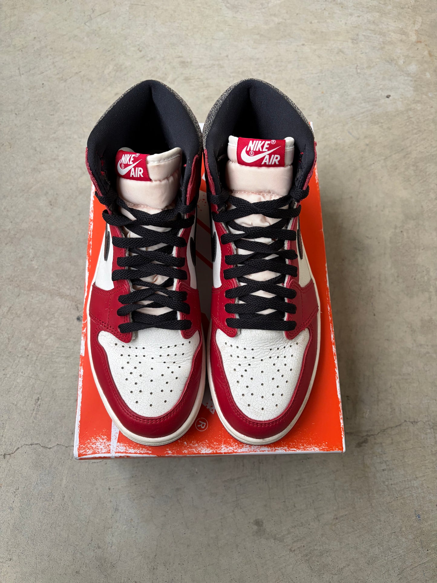 Jordan 1 Retro High OG Chicago Lost and Found (Men's) (US 9.5)
