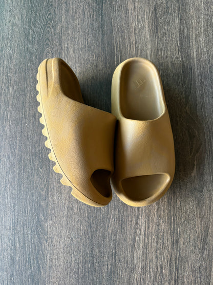Adidas Yeezy Slide Ochre (US 9)