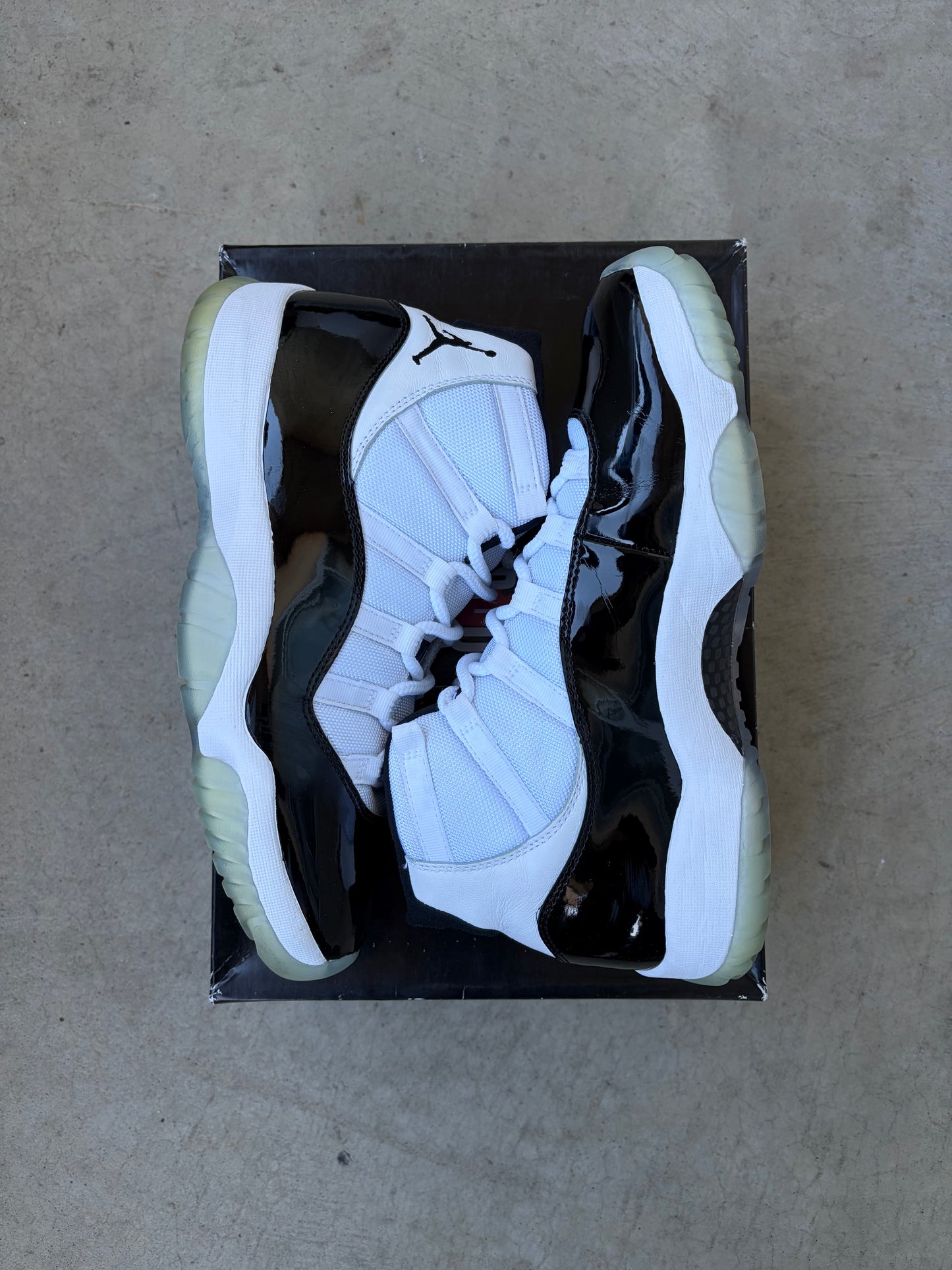 Jordan 11 Retro Concord (2018) (Men's) (US 10)