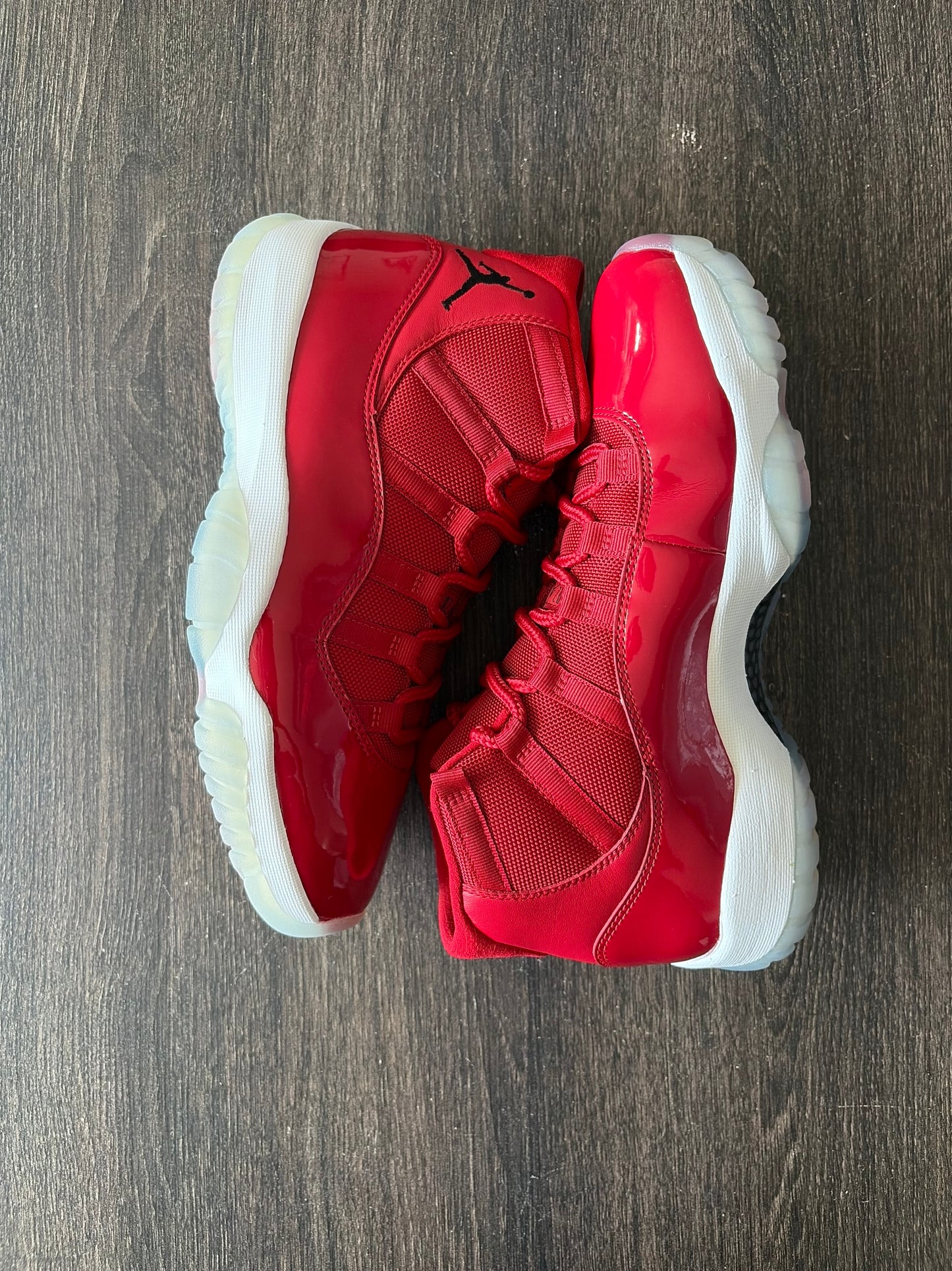 Jordan 11 Retro Win Like 96 (US 9) - USED