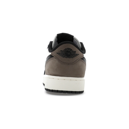 jordan_1_retro_low_og_mocha_gs_4