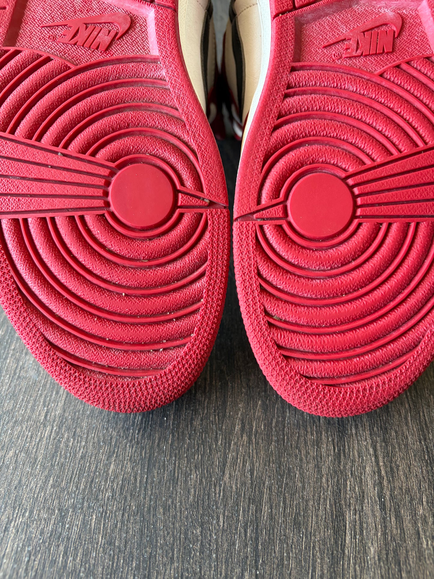 Jordan 1 Retro High OG Chicago Lost and Found (US 11)