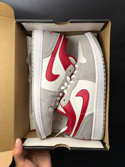Jordan 1 Low SE Light Smoke Grey Gym Red (US 10) - USED
