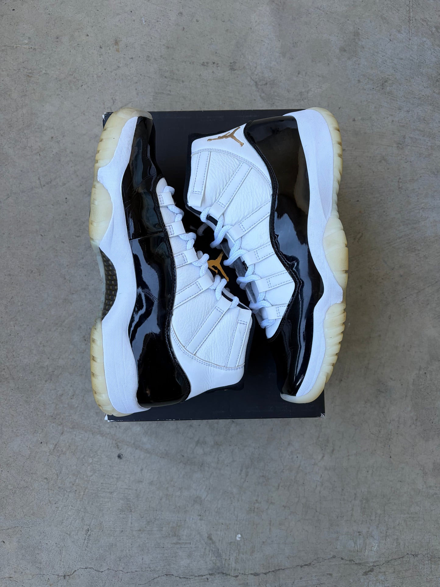 Jordan 11 Retro DMP Gratitude (2023) (Men's) (US 9)