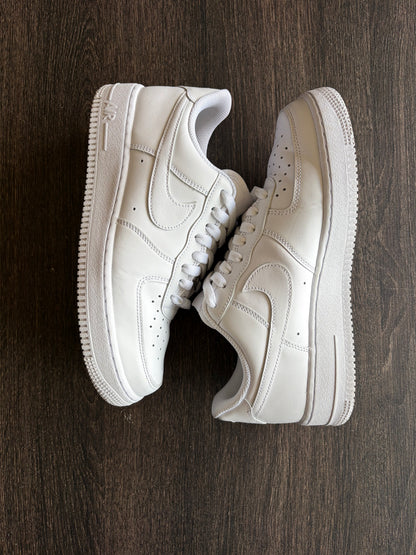 Nike Air Force 1 Low '07 White (US 8)