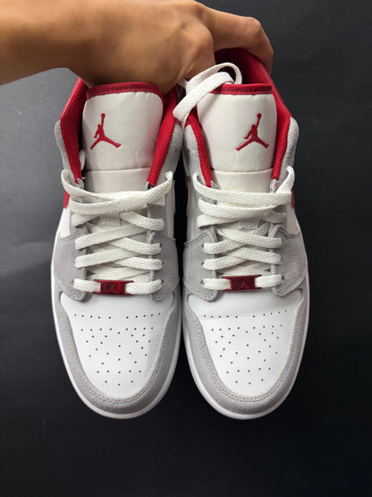 Jordan 1 Low SE Light Smoke Grey Gym Red (US 10) - USED