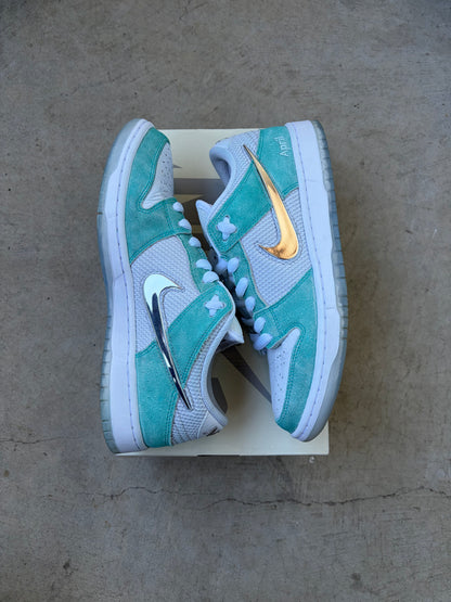 Nike SB Dunk Low April Skateboards (Men's) (US 9)