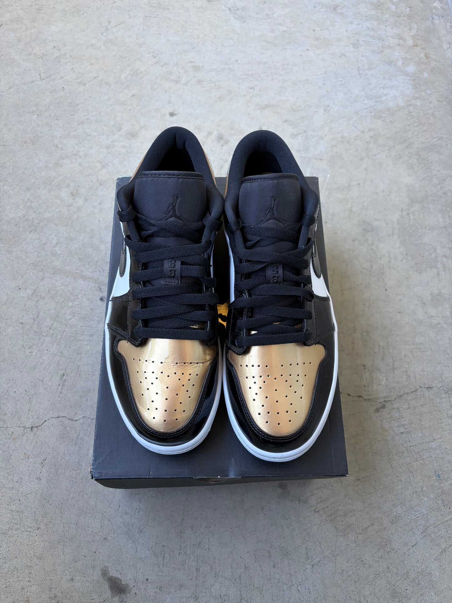Jordan 1 Low Gold Toe (Men's) (US 10) (USED)