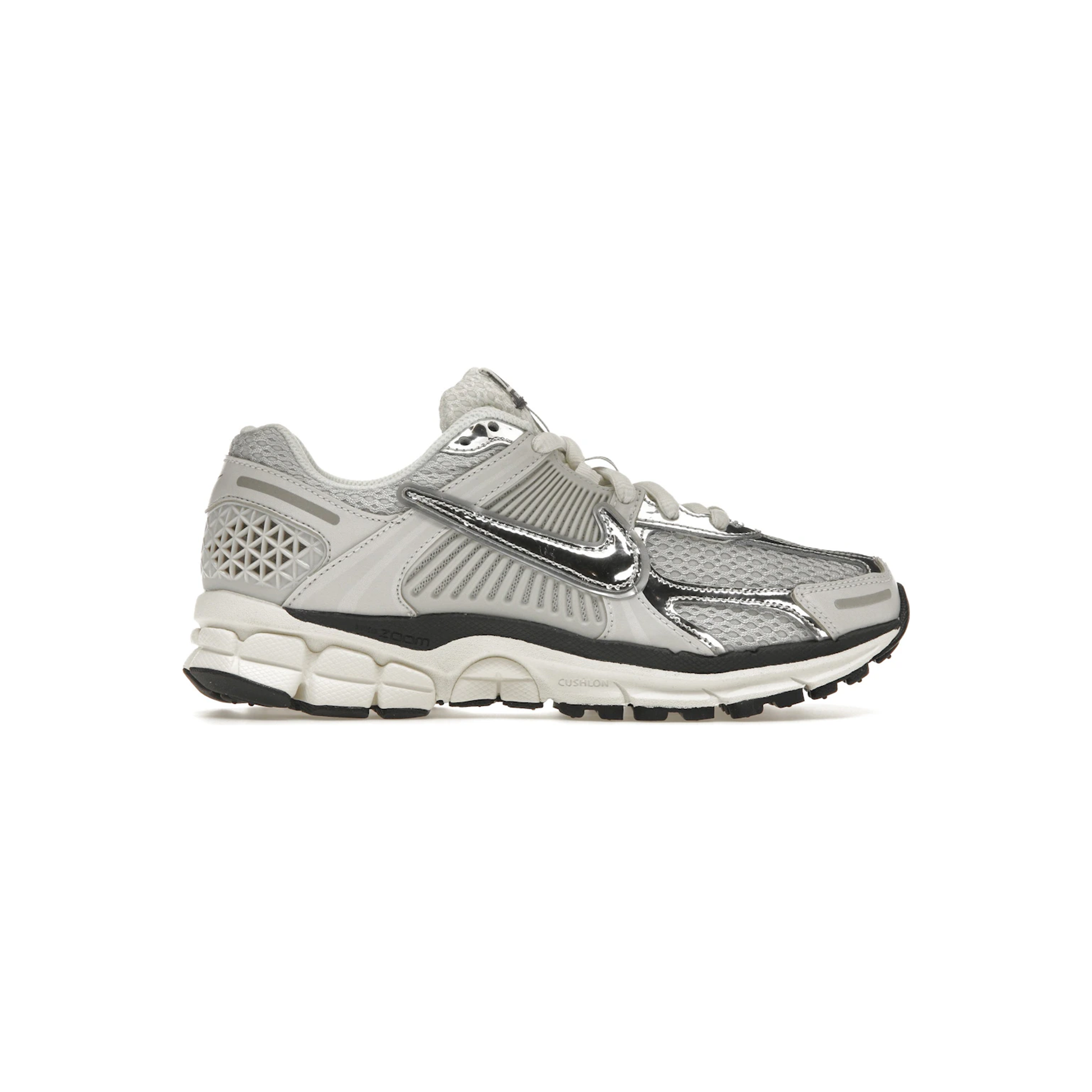 nike_zoom_vomero_5_photon_dust_metallic_silver_womens_0