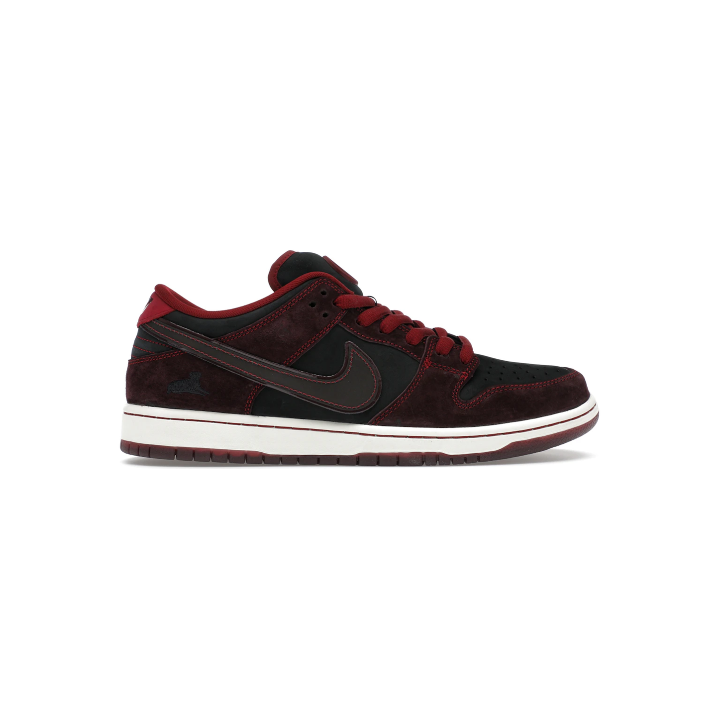 nike_sb_dunk_low_riot_skateshop_0