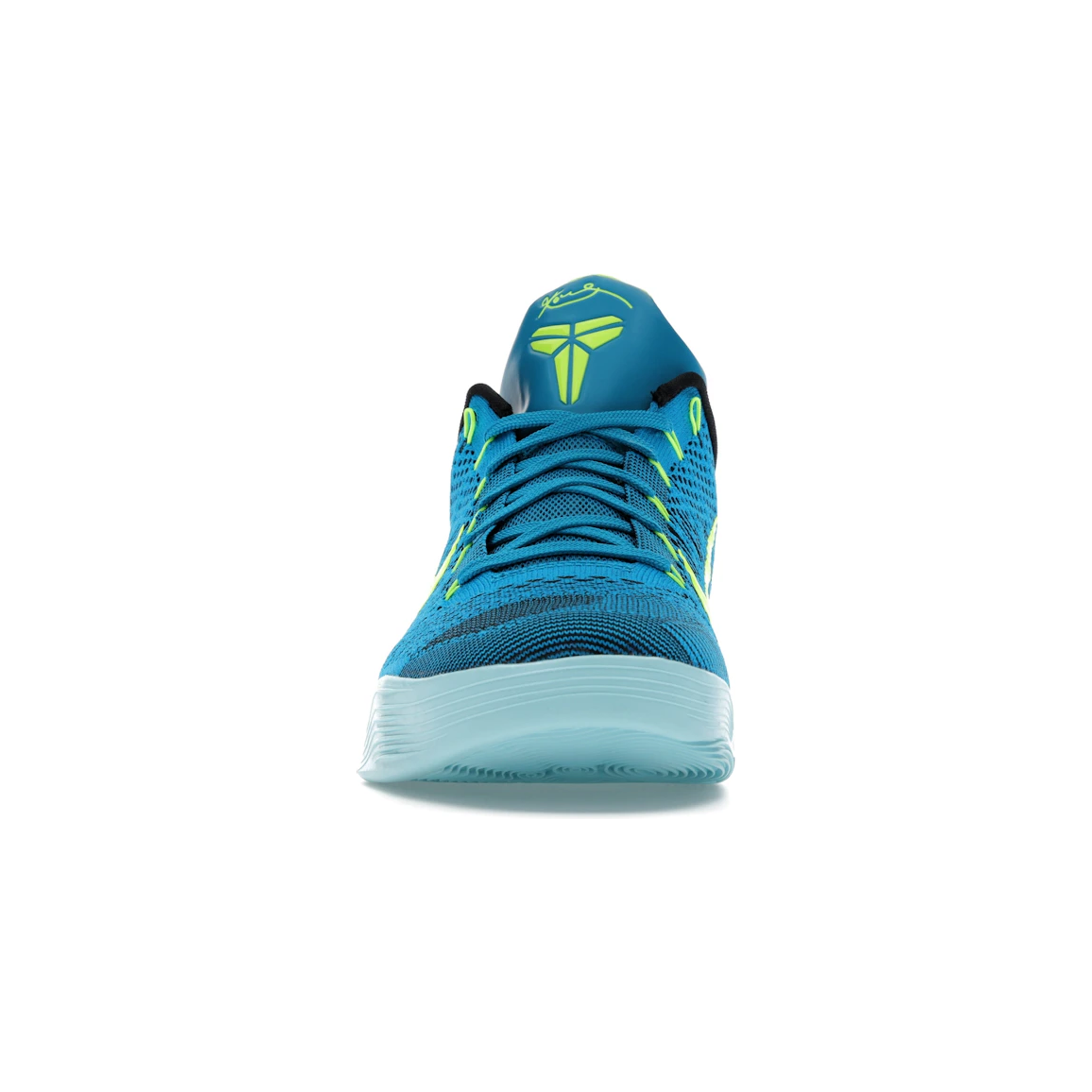 nike_kobe_9_elite_low_protro_perspective_3